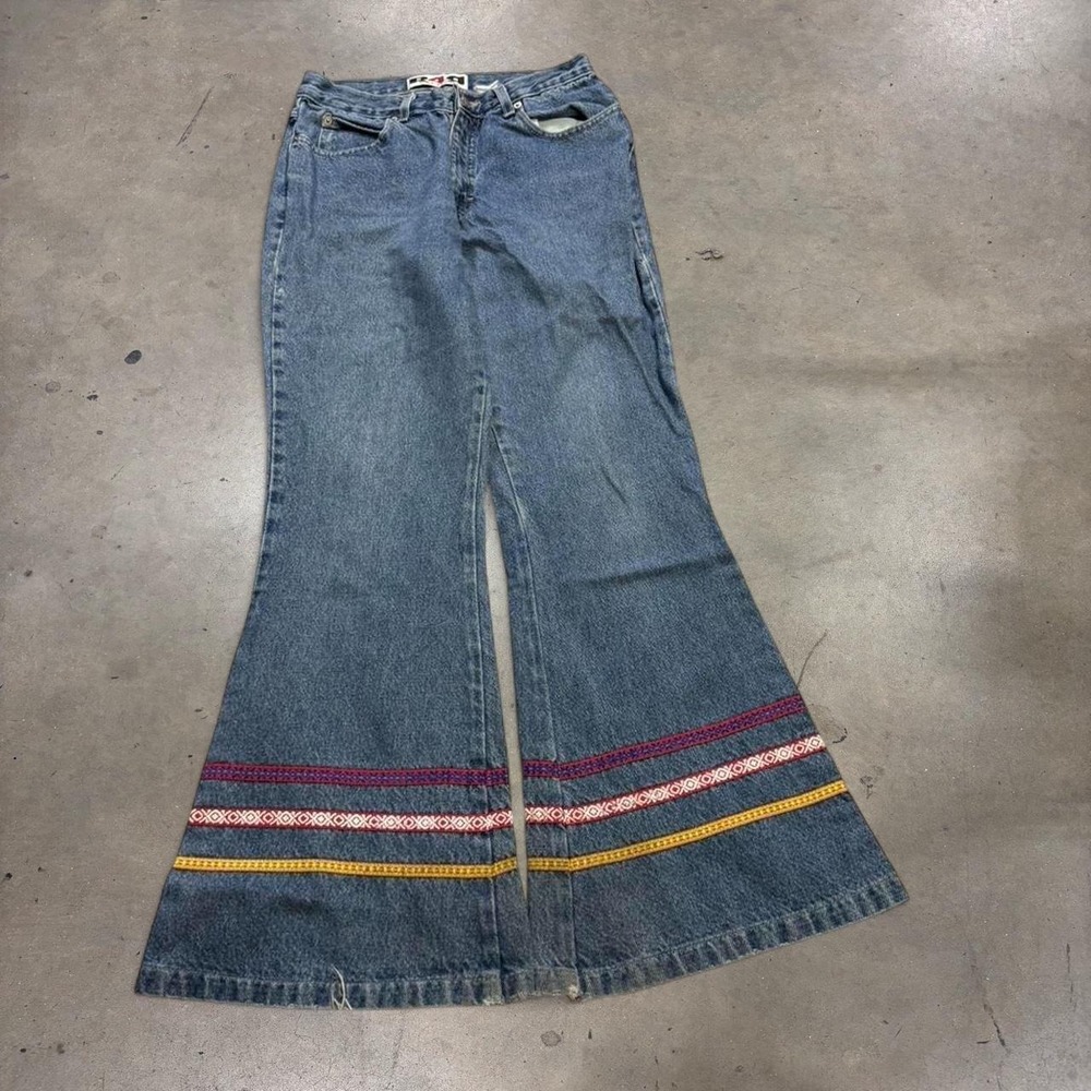 Rave 4 Real Vintage Y2K Embroidered Blue Flared Jeans Womens 28x30 Wide Leg